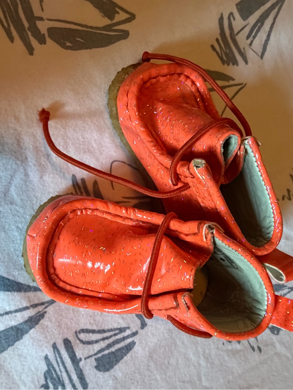Cucu New York Girls Size 4 Orange Glitter Patent Shoes NEW Never Worn